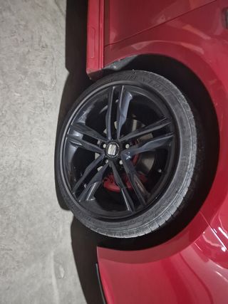 llantas seat leon