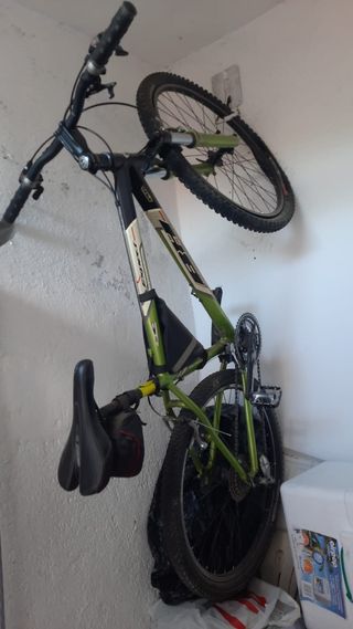 Bicicleta de montaña BH Mountain Beast L