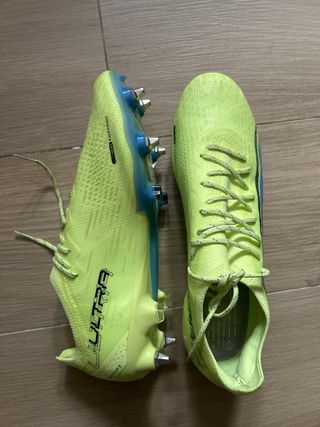 Botas de fútbol PUMA 