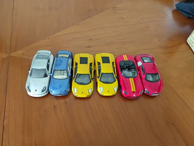 Coches en miniatura 