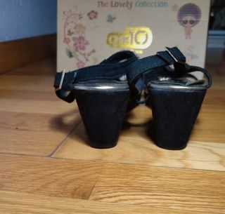 Sandalias de mujer. Nº 39