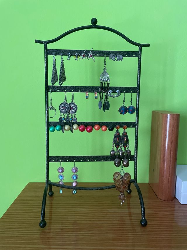 Expositor pendientes