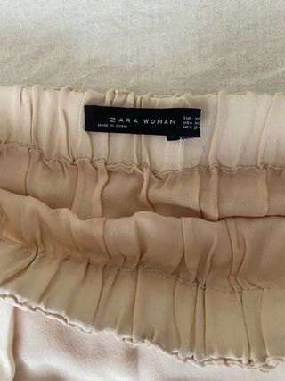 Falda mini plumas Zara