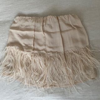 Falda mini plumas Zara