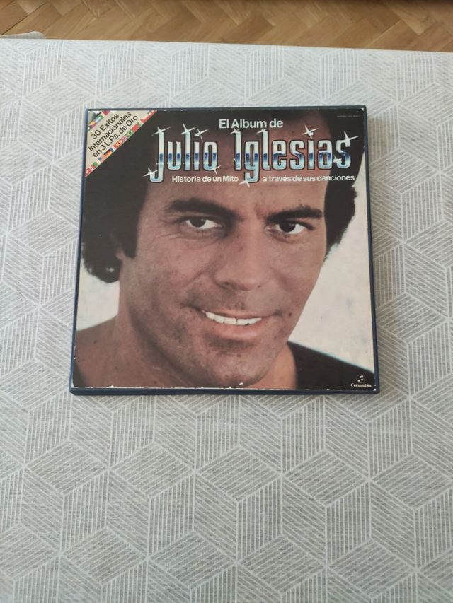 Tre vinili di Julio Iglesias