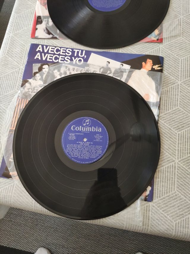 Tre vinili di Julio Iglesias