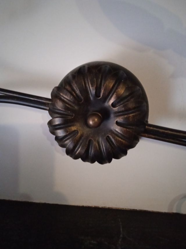 lampadario in ferro battuto