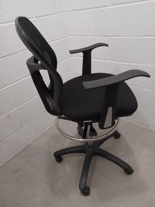 Silla giratoria, con ruedas, gran altura