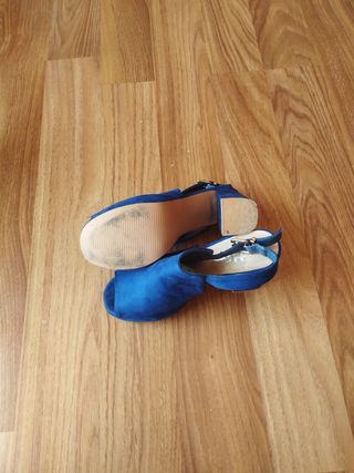 Zapatos tacón azul