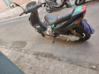 moto piaggo Enerlli de freno disco a lante y atrá