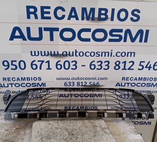 REJILLA PARAGOLPES DEL. RENAULT MEGANE AÑO 2008