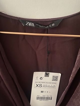 Vestido nudo midi Zara