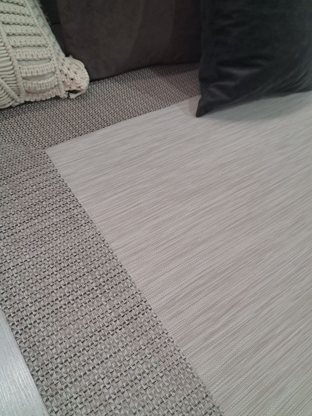 ALFONBRA VINILO COLOR CHAMPÁN 