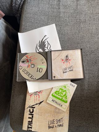 Libro y CD S Metallica