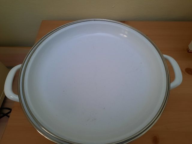 Olla y cazo porcelana blanca San Ignacio