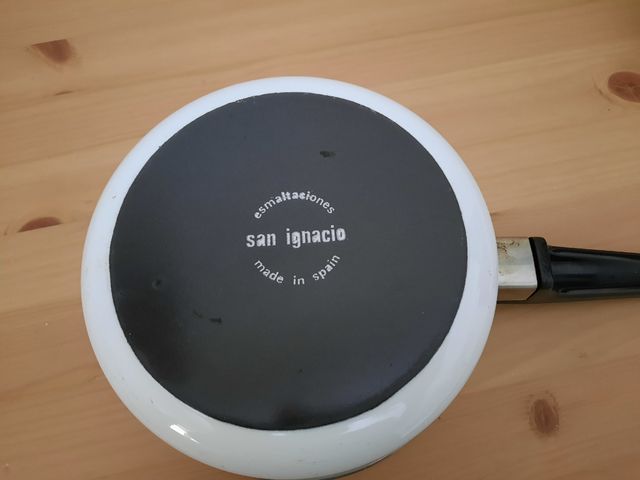 Olla y cazo porcelana blanca San Ignacio