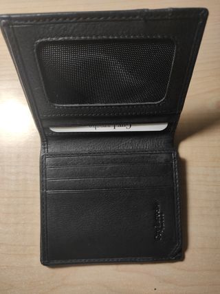 Cartera de cuero Guy Laroche