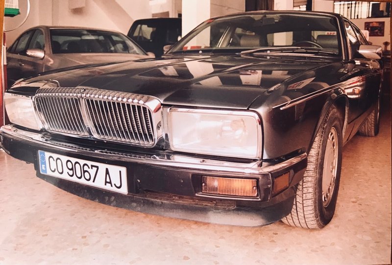 Jaguar XJ Daimler 1990 - foto 1