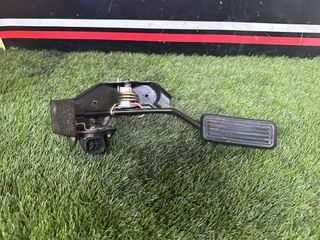 CIERRE-MODULO-CENTRALITA-PEDAL TOYOTA COROLLA E11