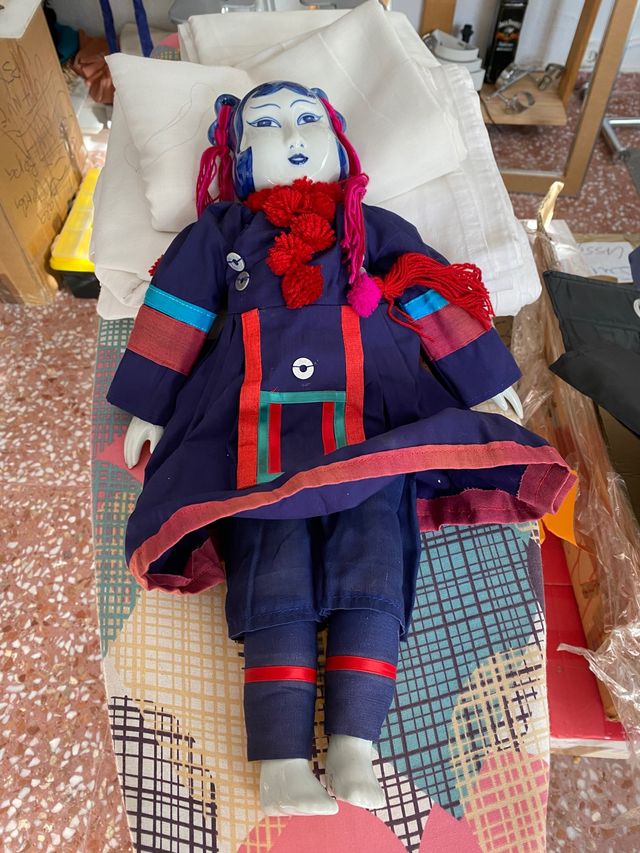 Muńecos en cerámica nuevos para decoración..