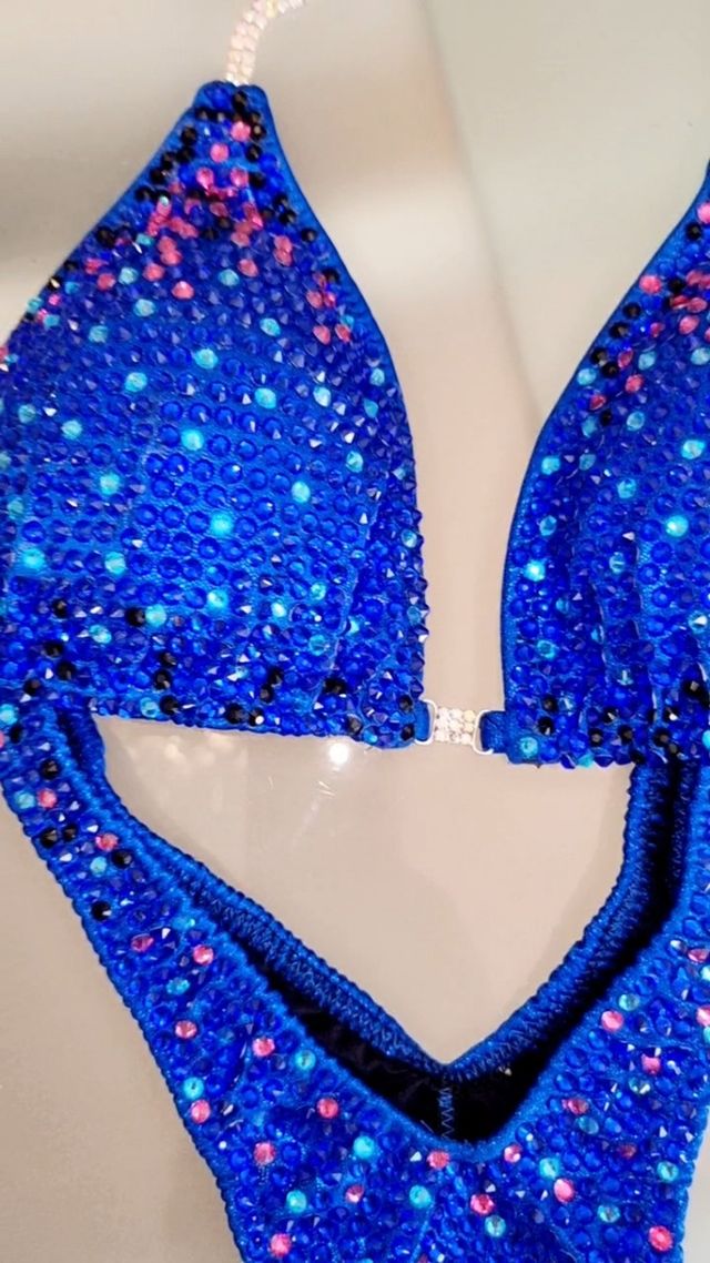 Bikini competición  swarovski