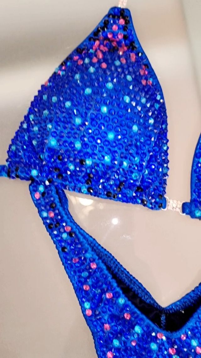 Bikini competición  swarovski