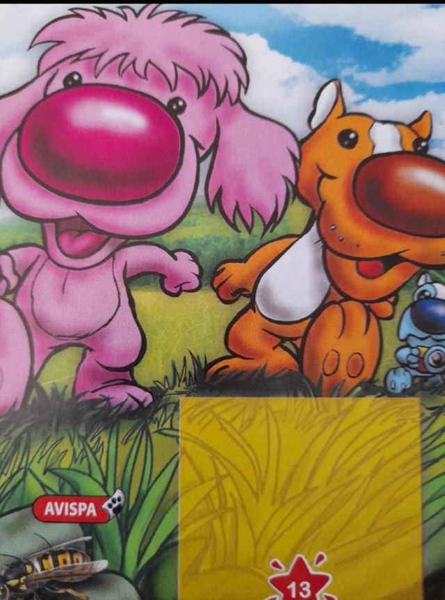 3 álbumes + 12 sobres de perros y gatos