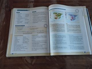 lote libros 2 BAH historia e ingles