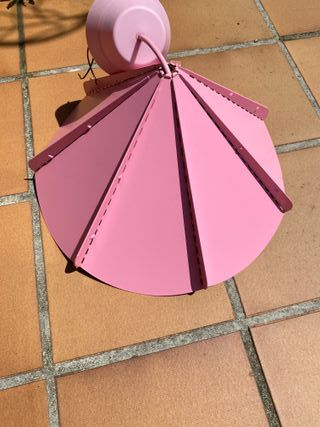 LÁMPARA COLGANTE METÁLICA ROSA