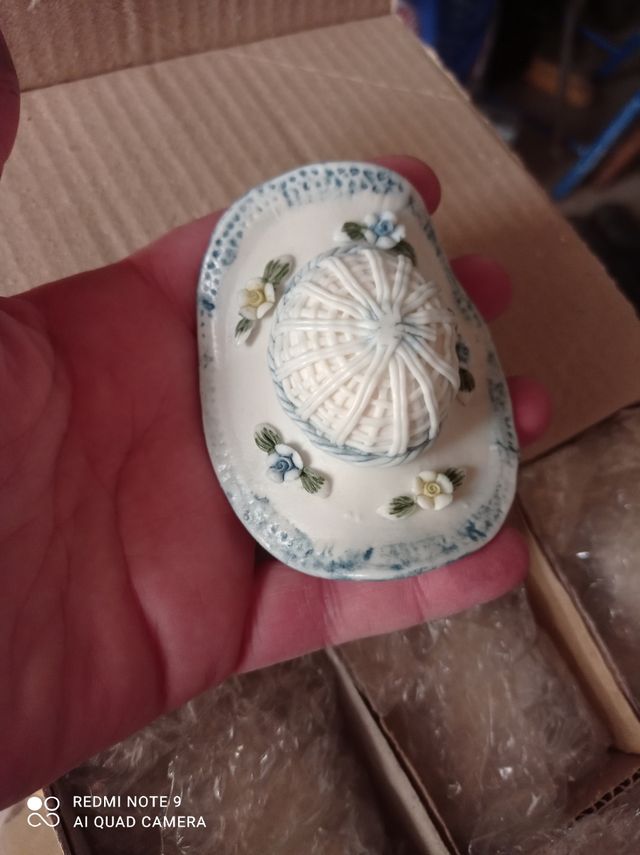 24 cappellini in porcellana