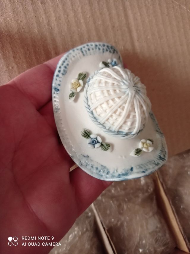 24 cappellini in porcellana