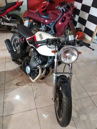 Yamaha XJ600 Cafe Racer