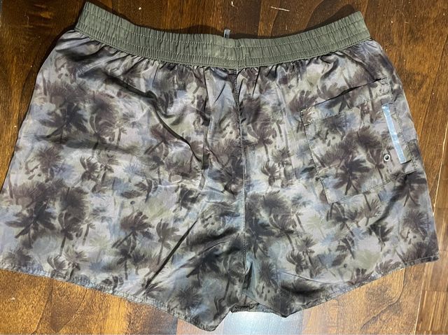 Costume floreale Coast To Coast