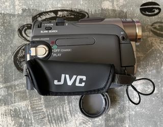 CÁMARA DE VÍDEO JVC