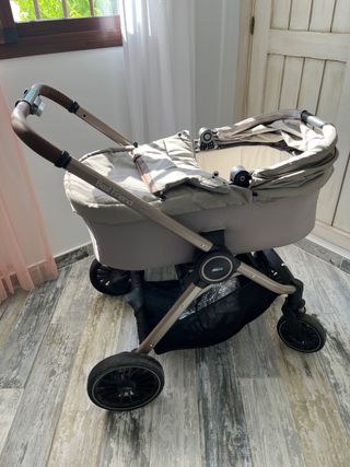 Vendo carro bebe marca chicco