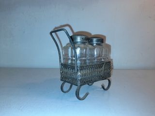 Carrito para la sal y pimienta.