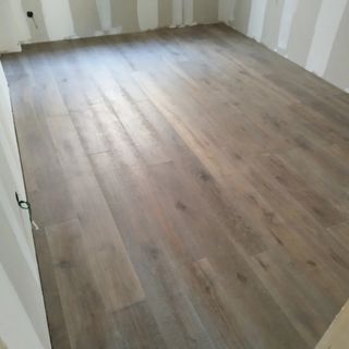 venta e instalación de tarima sintética y parquet