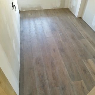venta e instalación de tarima sintética y parquet