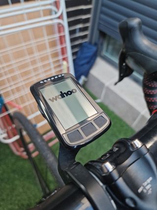 Wahoo elemnt bolt + soporte