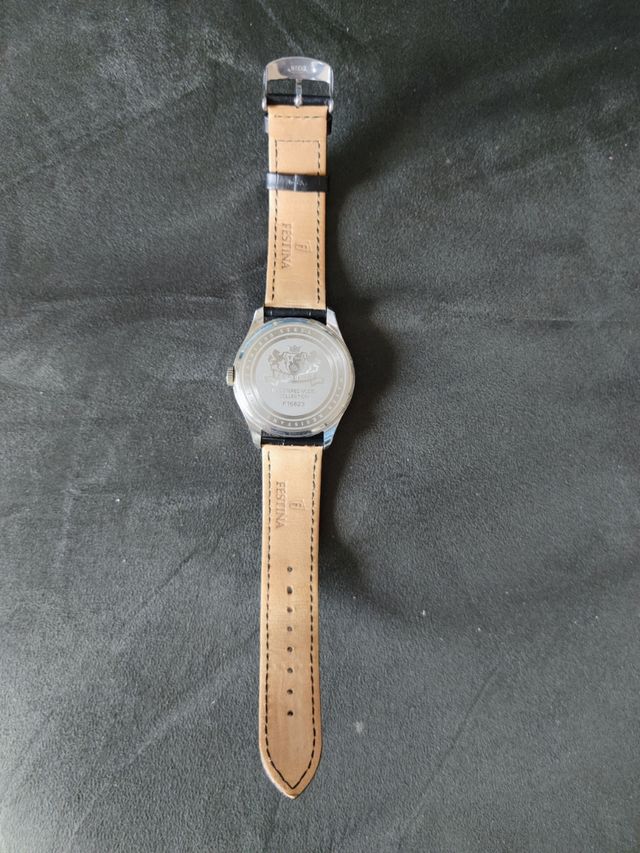 Orologio da polso Festina F16823 nero