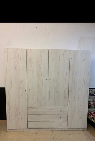 Armarios 4 puertas Nuevos 2X2M