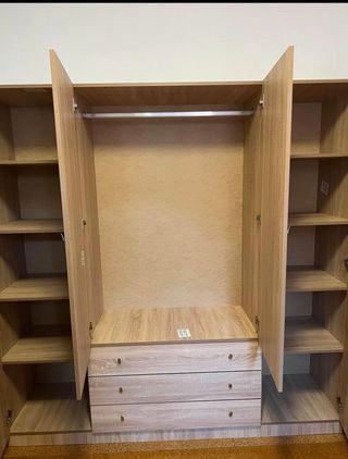 Armarios 4 puertas Nuevos 2X2M