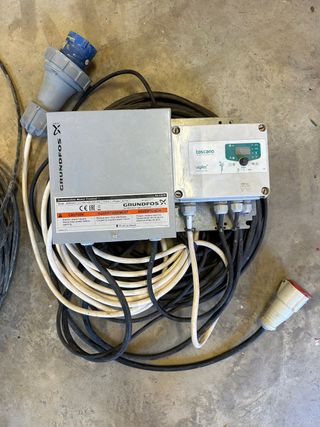 Bomba sumergible Grundfos 2,2 kW - 3 CV - pozos