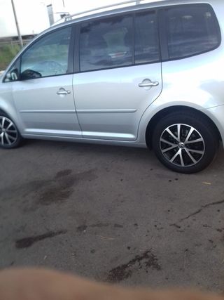 Volkswagen Touran 2012