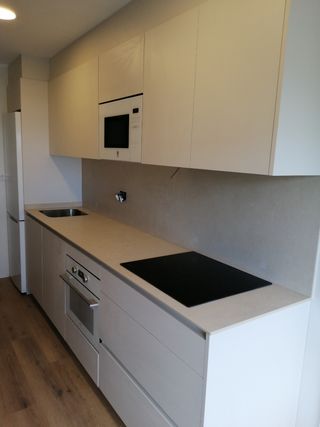 montador de cocinas y muebles empotrados,y puertas