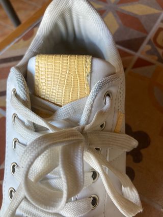 Zapatillas blancas