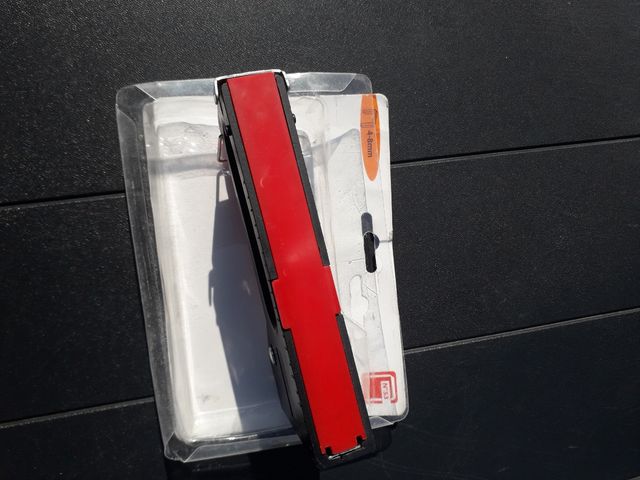 GRAPADORA EN SU EMBALAJE .SE REGALA LAS GRAPAS.