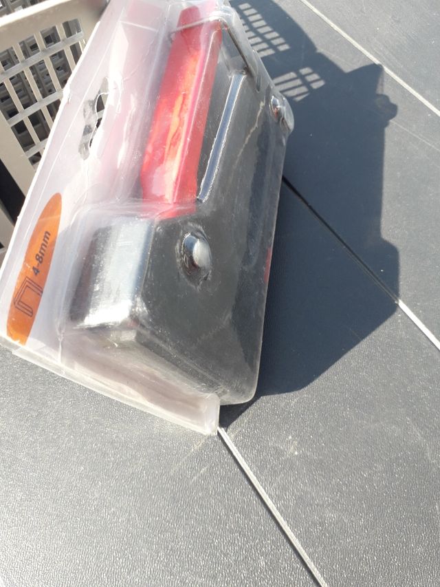 GRAPADORA EN SU EMBALAJE .SE REGALA LAS GRAPAS.