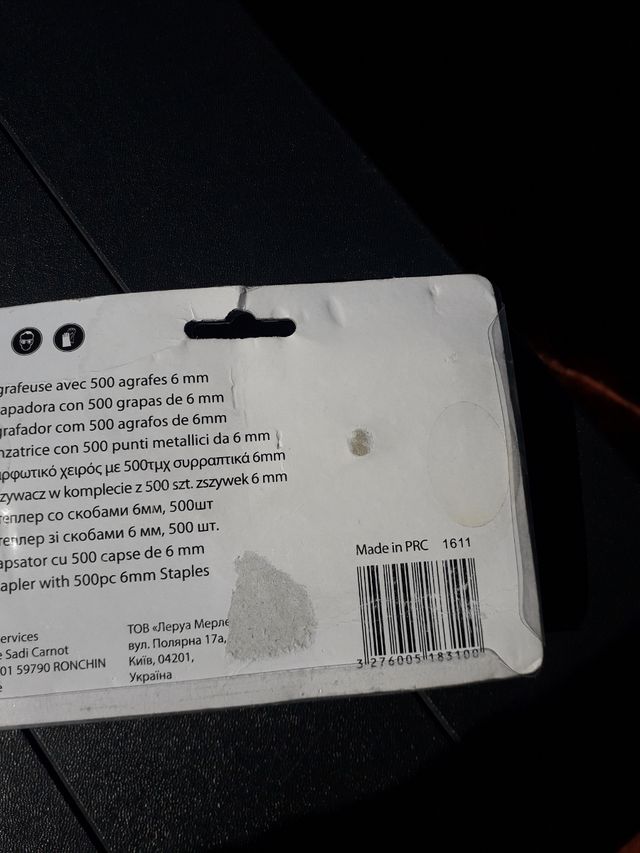 GRAPADORA EN SU EMBALAJE .SE REGALA LAS GRAPAS.