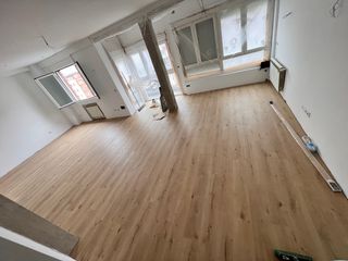 Laminate Flooring - Tarima flotante